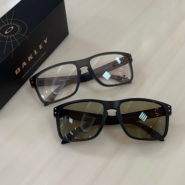 OAKLEY オークリー HOLBROOK RX A サテングレースモーク