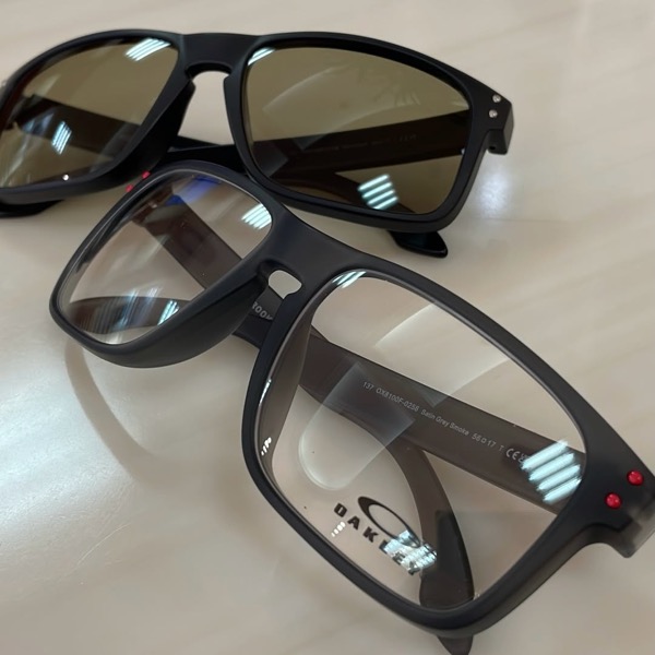 OAKLEY オークリー HOLBROOK RX A サテングレースモーク